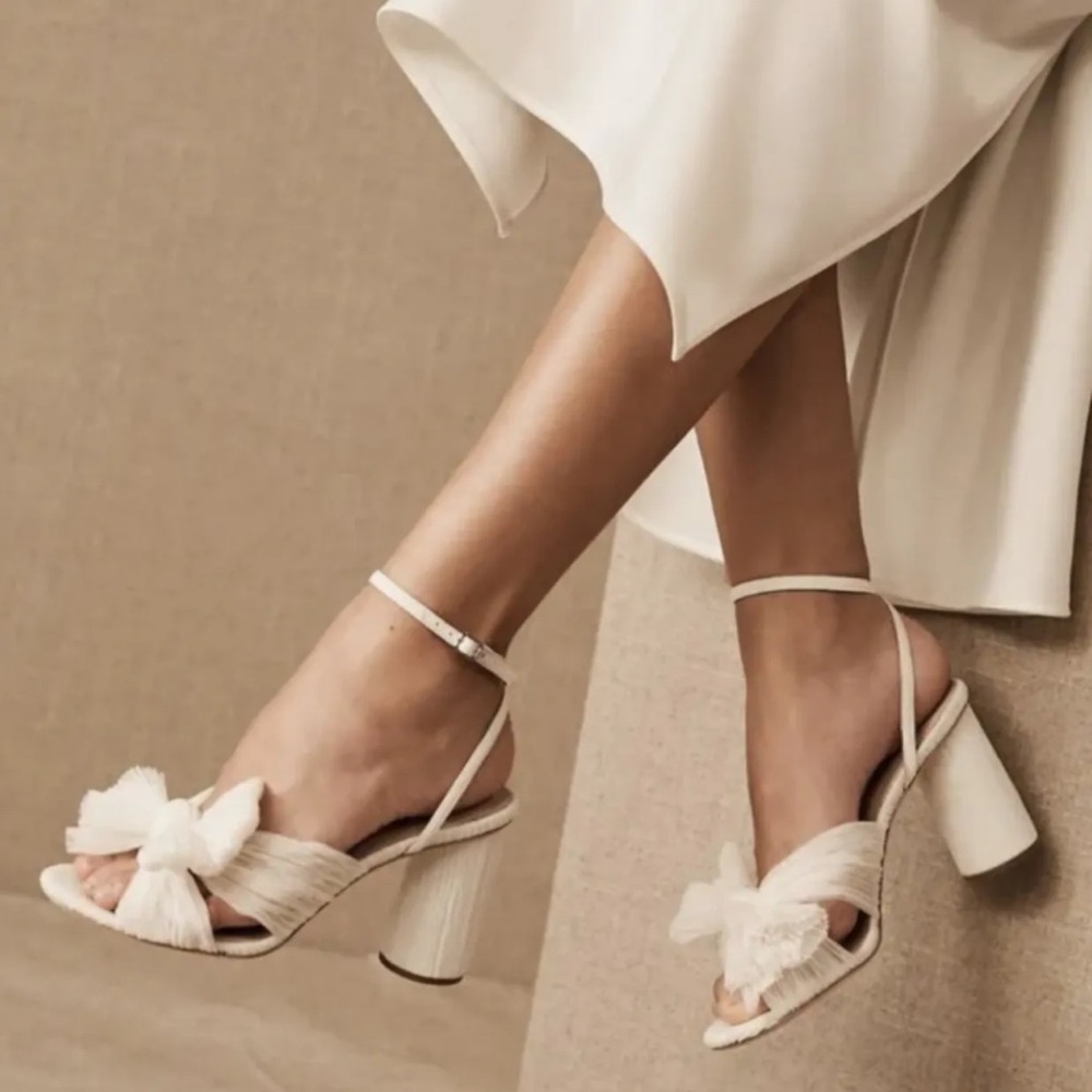Loeffler Randall Camellia Pearl White Bow Sandals Heels size 10